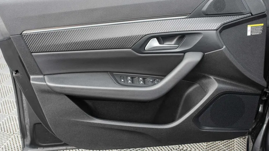 PEUGEOT 508 -