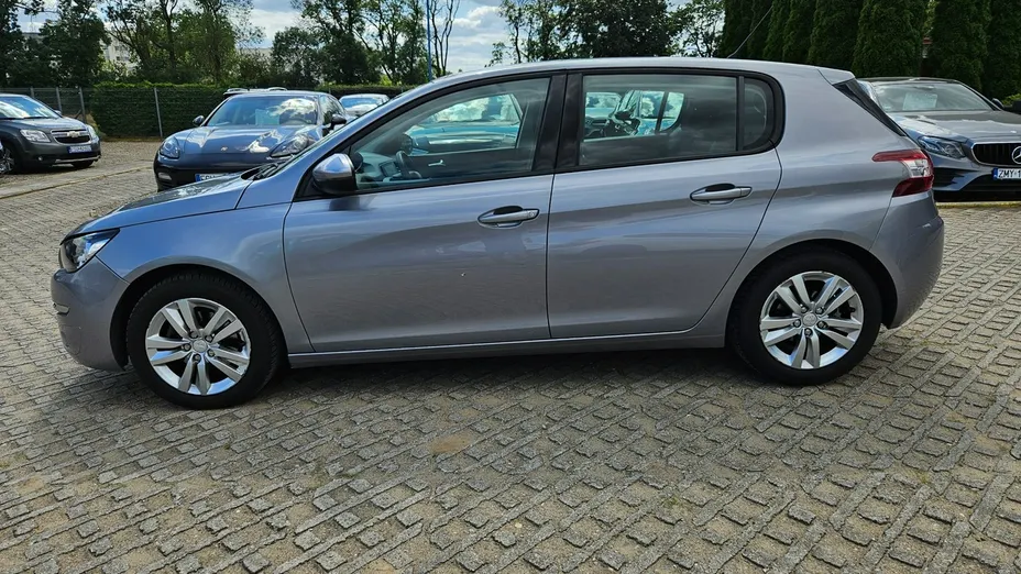 PEUGEOT 308 -