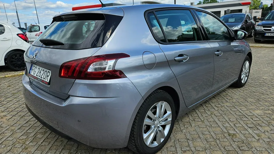 PEUGEOT 308 -
