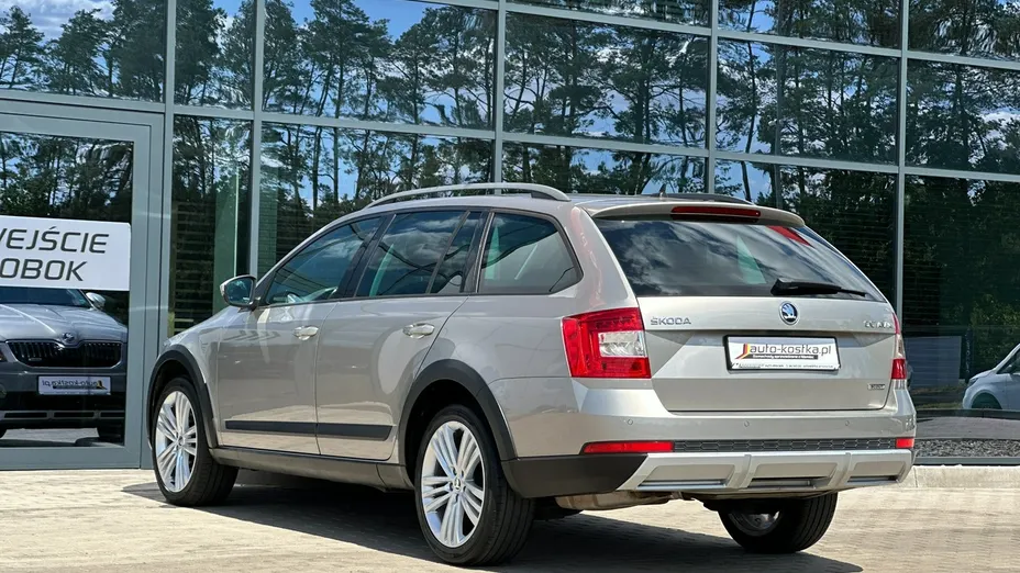 SKODA Octavia -