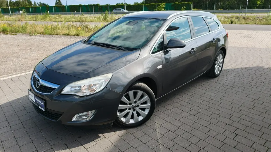 OPEL Astra -
