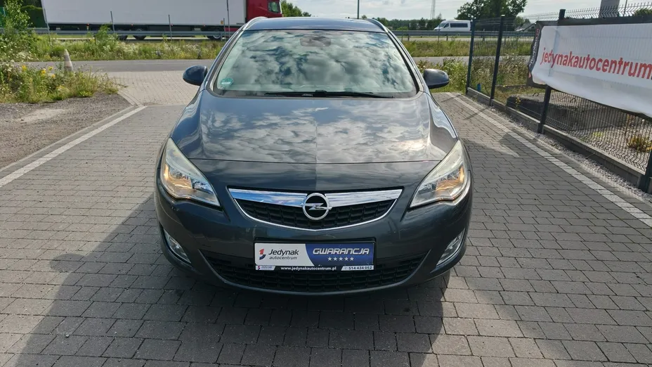 OPEL Astra -