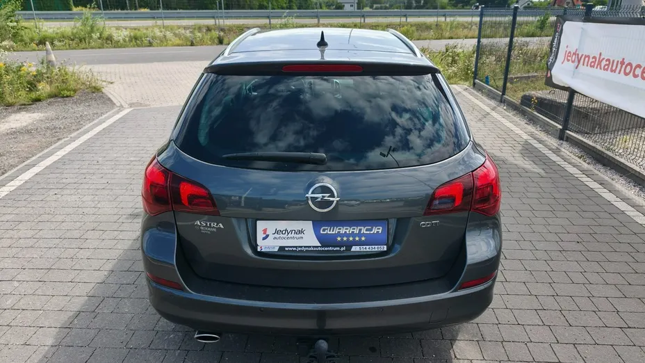 OPEL Astra -
