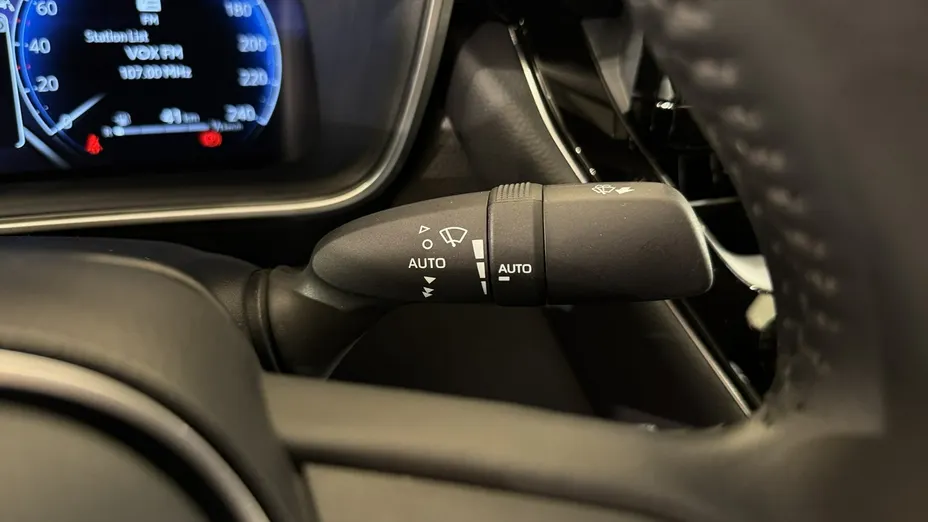 TOYOTA Corolla -