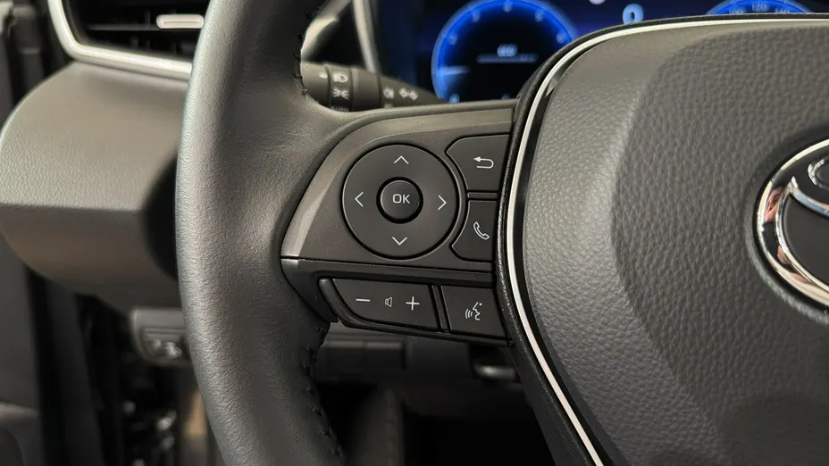 TOYOTA Corolla -