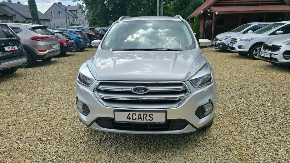 FORD Kuga -