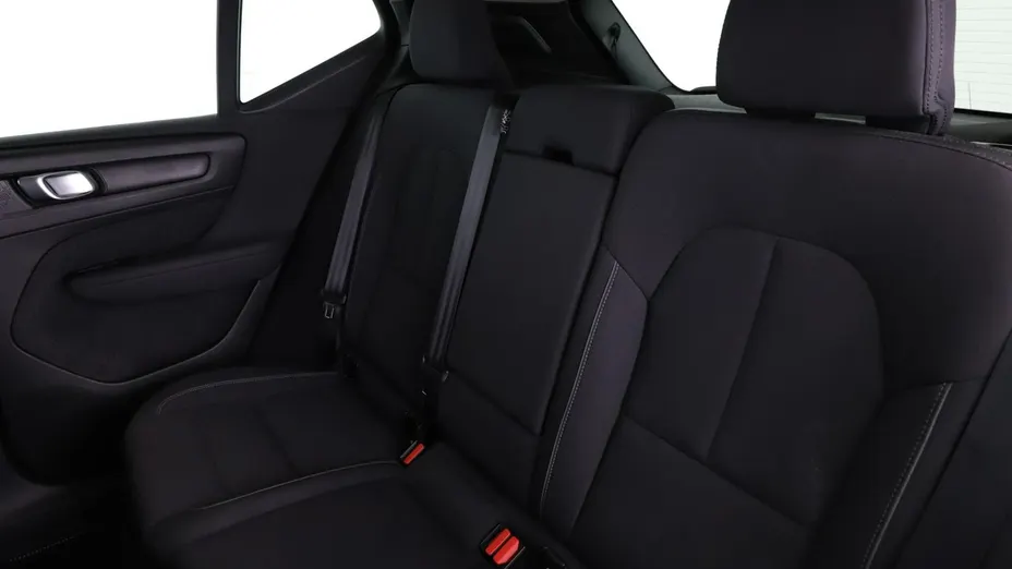VOLVO XC40 -