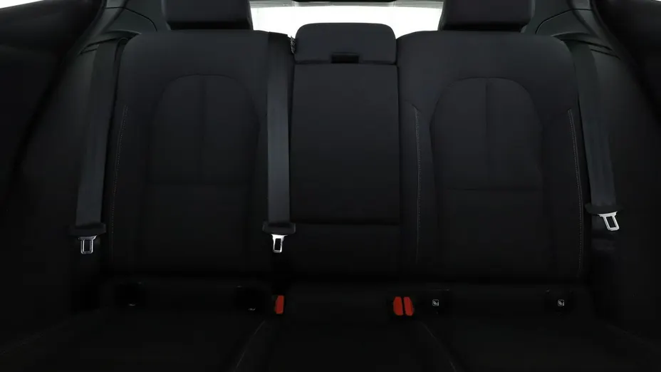 VOLVO XC40 -