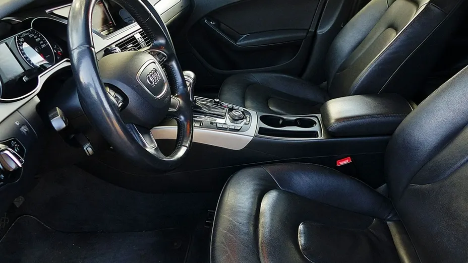 AUDI A4 Avant -
