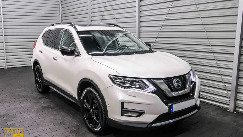 NISSAN X-Trail -