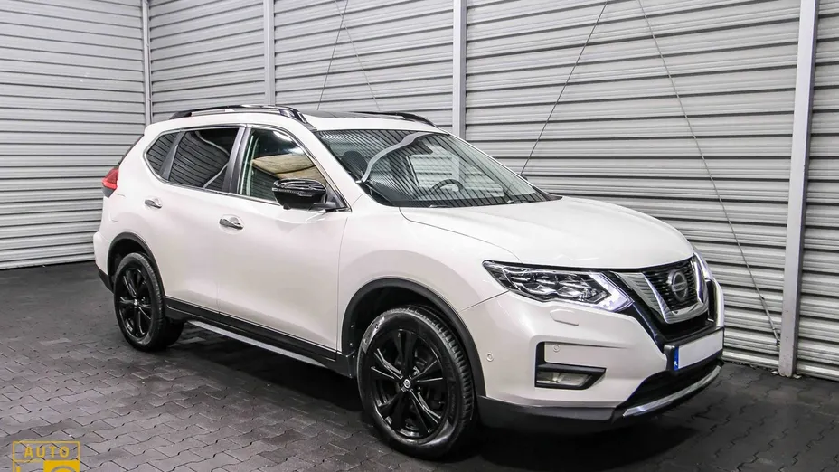 NISSAN X-Trail -