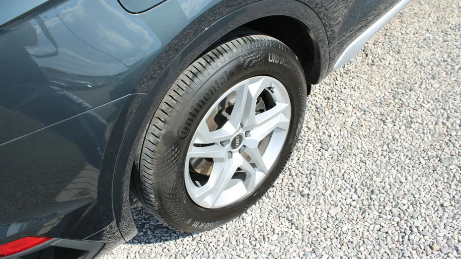 AUDI Q5 -