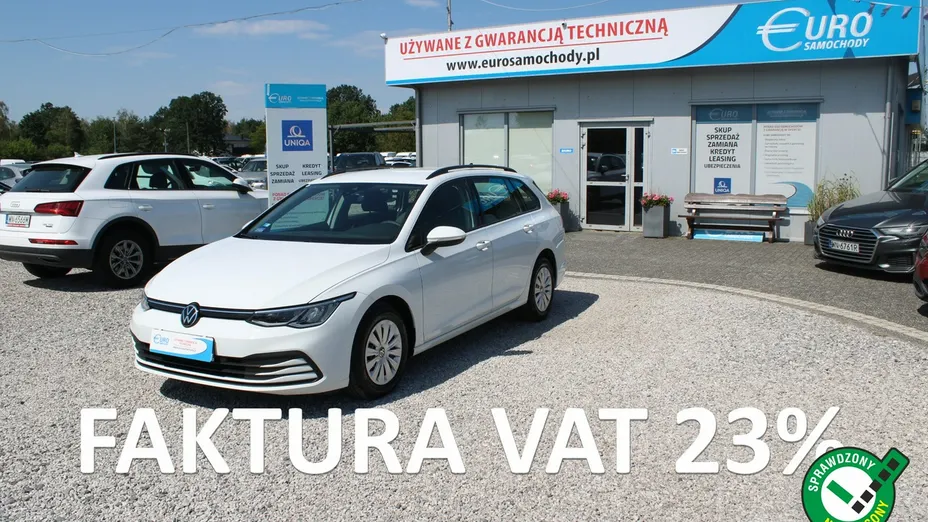 VOLKSWAGEN Golf -