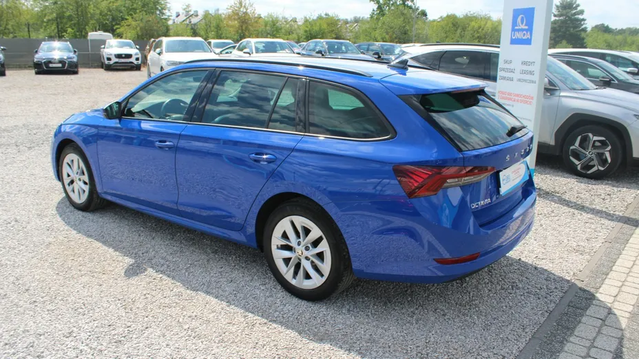 SKODA Octavia -