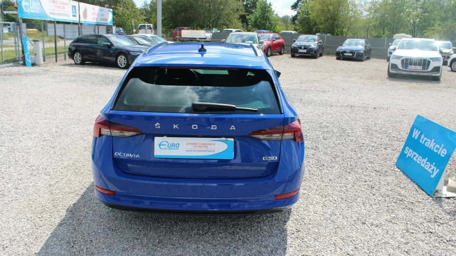 SKODA Octavia -