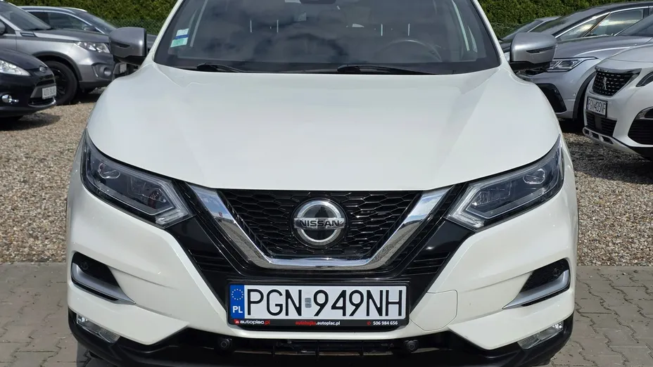 NISSAN Qashqai -