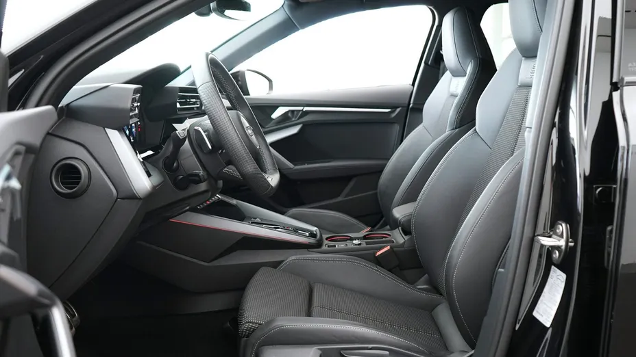 AUDI A3 Limousine -