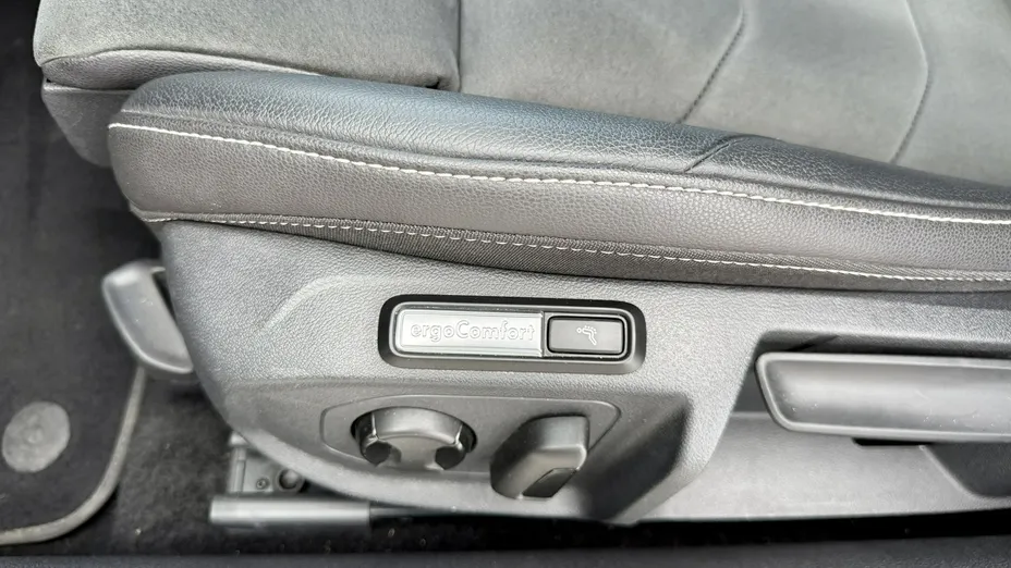VOLKSWAGEN Arteon -