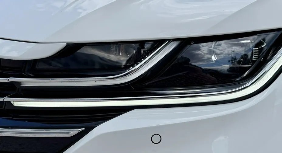 VOLKSWAGEN Arteon -