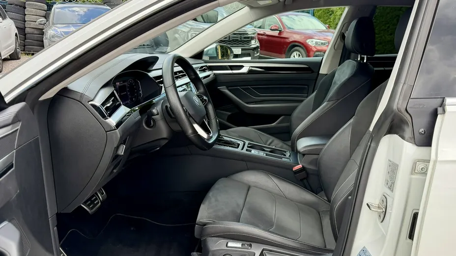 VOLKSWAGEN Arteon -