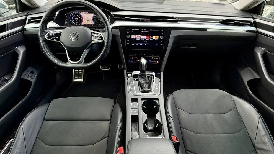 VOLKSWAGEN Arteon -