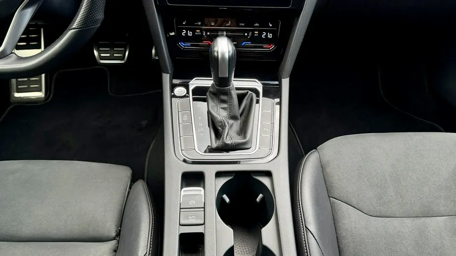 VOLKSWAGEN Arteon -