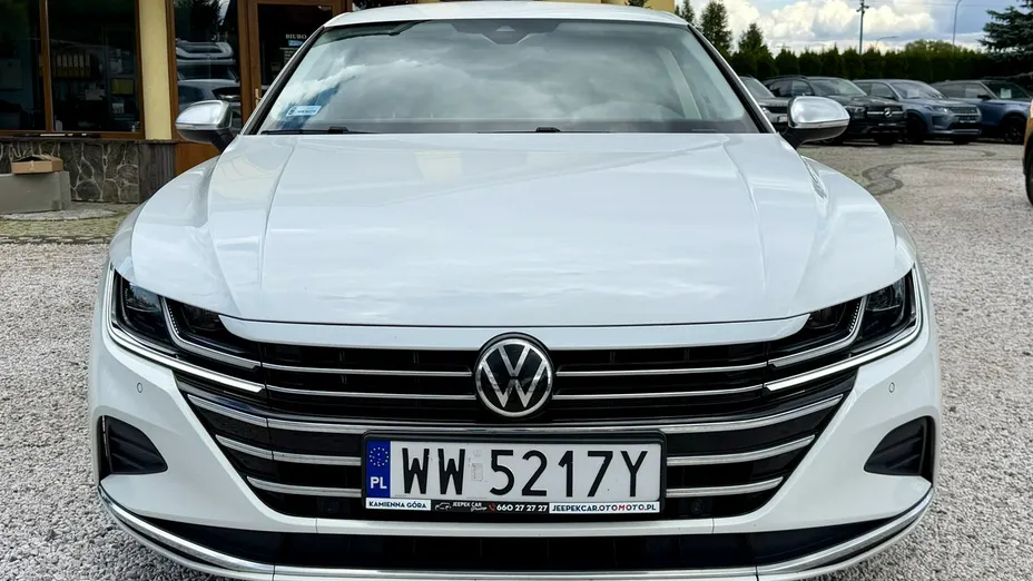 VOLKSWAGEN Arteon -