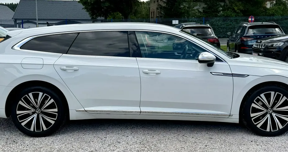 VOLKSWAGEN Arteon -