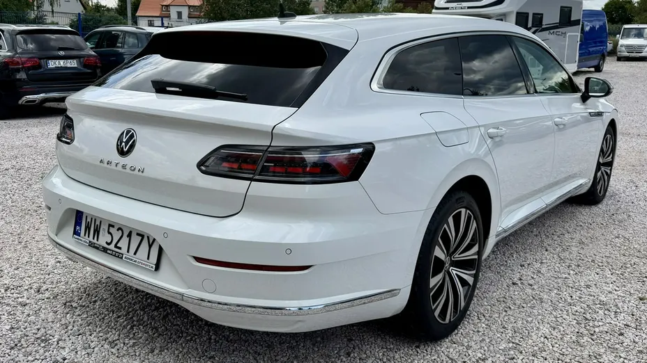 VOLKSWAGEN Arteon -