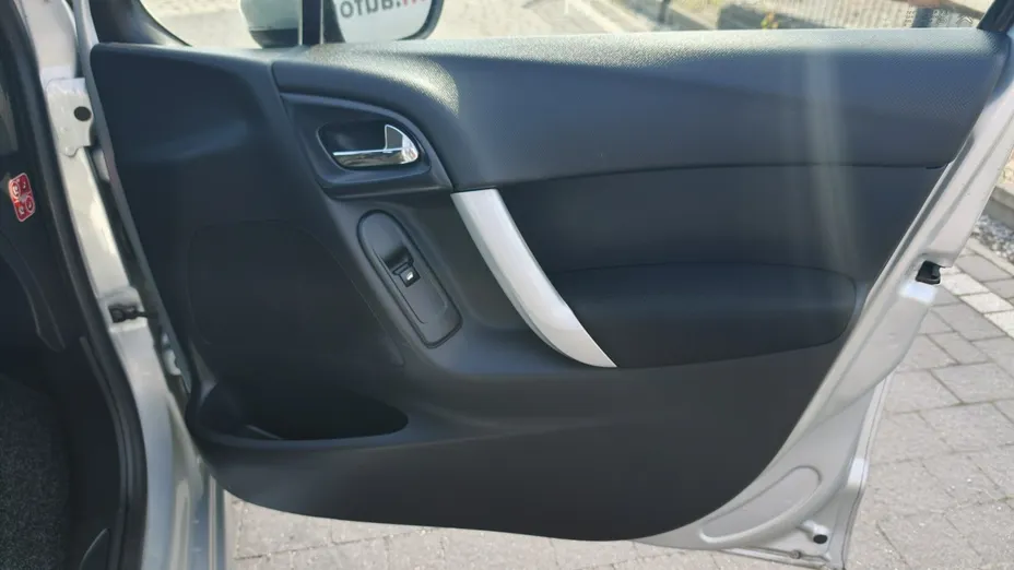 CITROEN C3 -