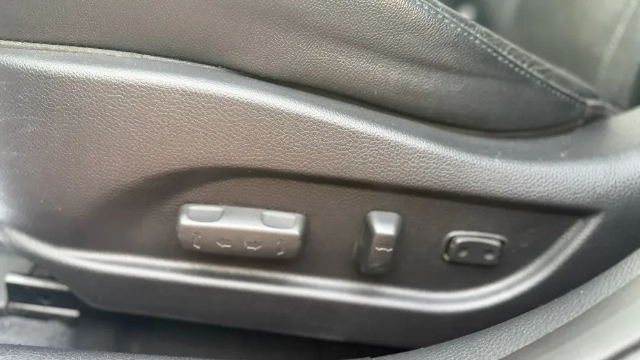 HYUNDAI i40 -