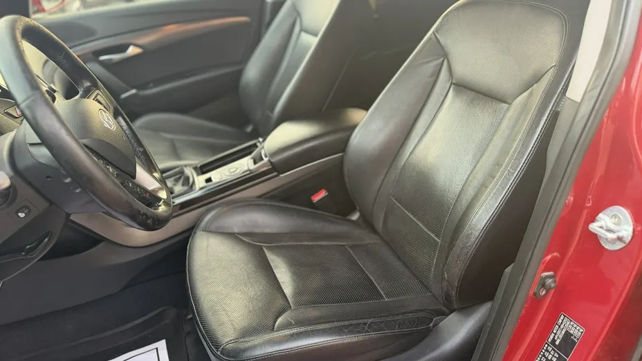 HYUNDAI i40 -