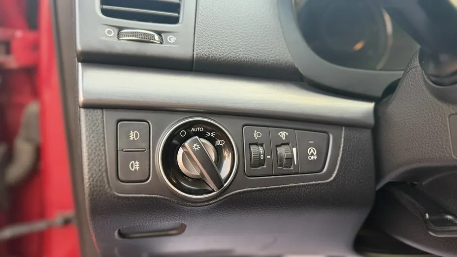 HYUNDAI i40 -