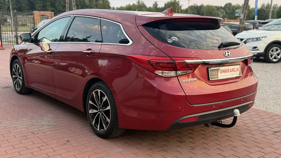 HYUNDAI i40 -