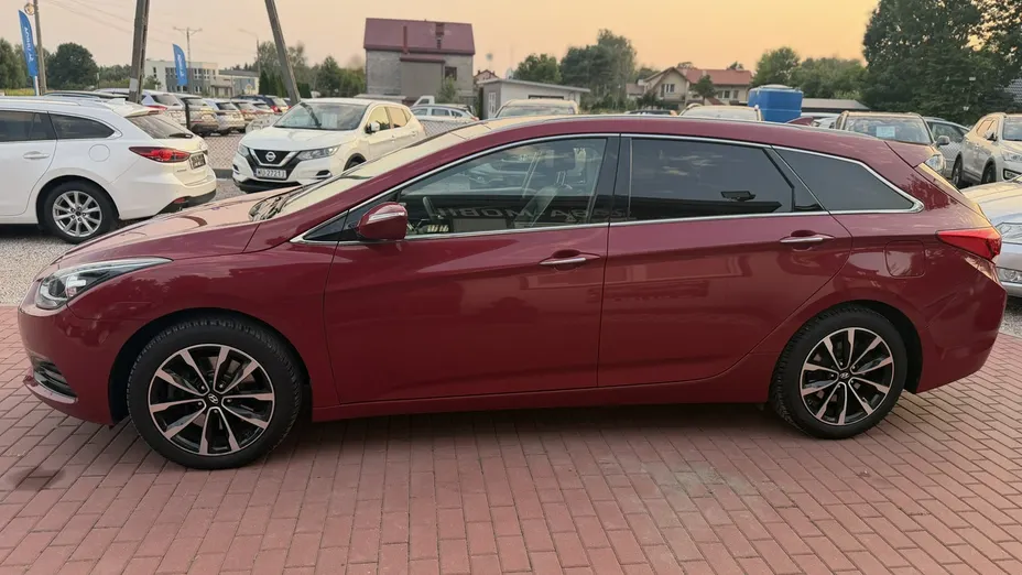 HYUNDAI i40 -