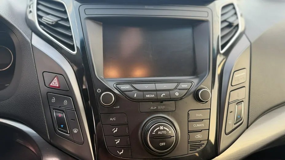 HYUNDAI i40 -
