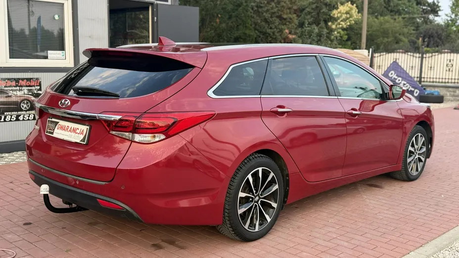 HYUNDAI i40 -