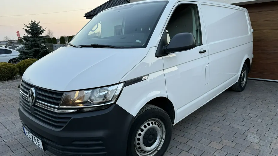 VOLKSWAGEN Transporter -