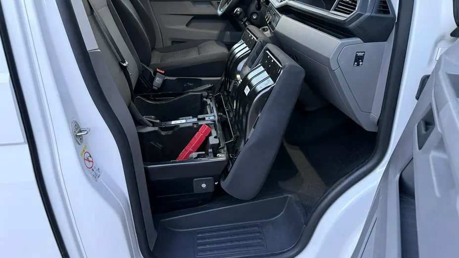 VOLKSWAGEN Transporter -