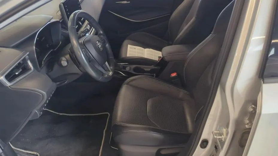 TOYOTA Corolla -