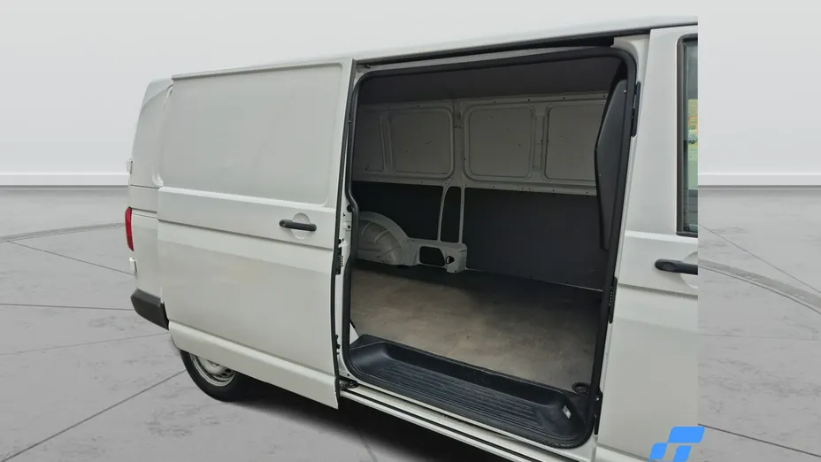 VOLKSWAGEN Transporter -