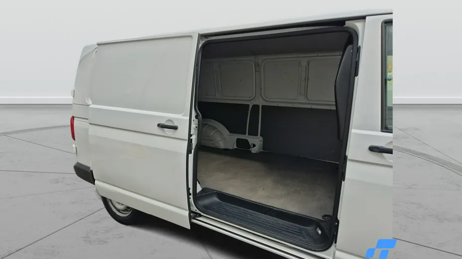VOLKSWAGEN Transporter -