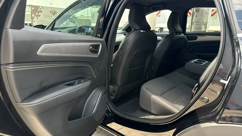 RENAULT Arkana -