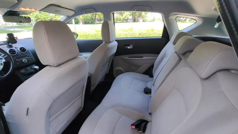 NISSAN Qashqai -