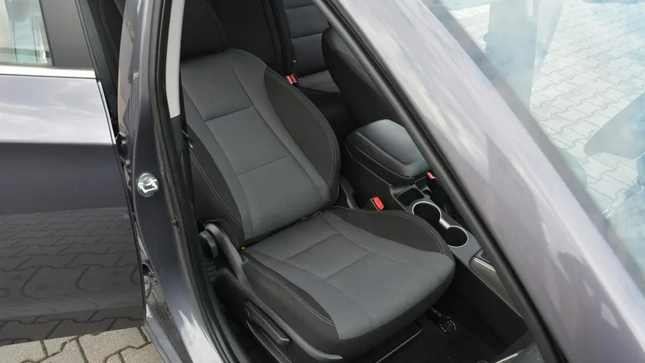 HYUNDAI i30 -