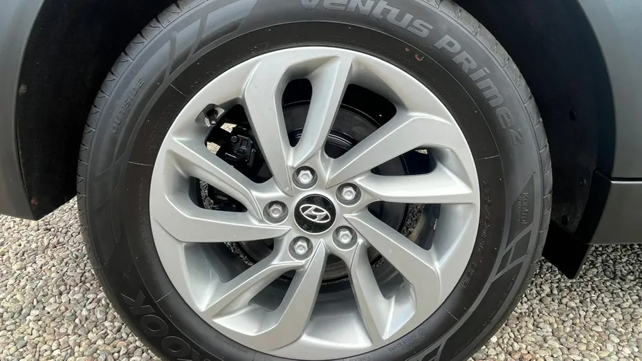 HYUNDAI Tucson -