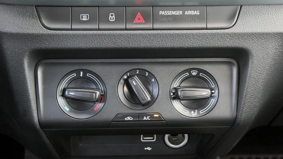 SKODA Fabia -