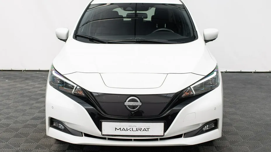 NISSAN Leaf -