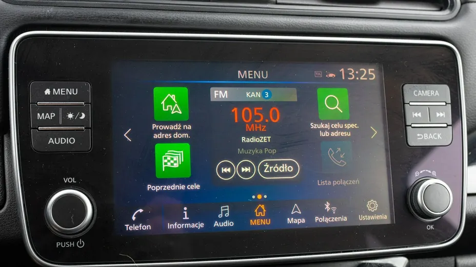 NISSAN Leaf -