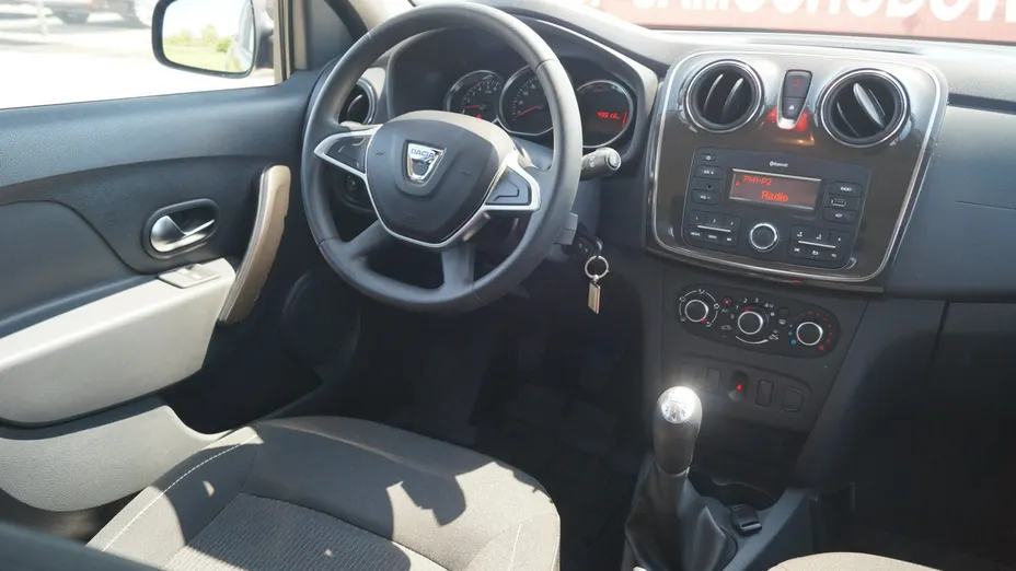 DACIA Sandero -